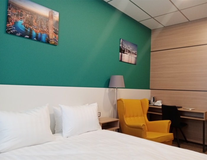 Стандарт с одной большой кроватью - Urban Hotel / Урбан Отель Омск