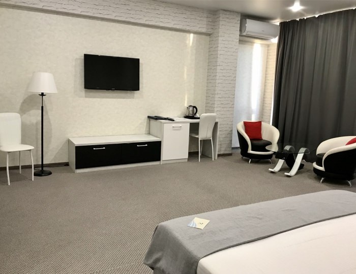 ДЖУНИОР СЮИТ ЛОФТ - Сочи-Бриз SPA Отель