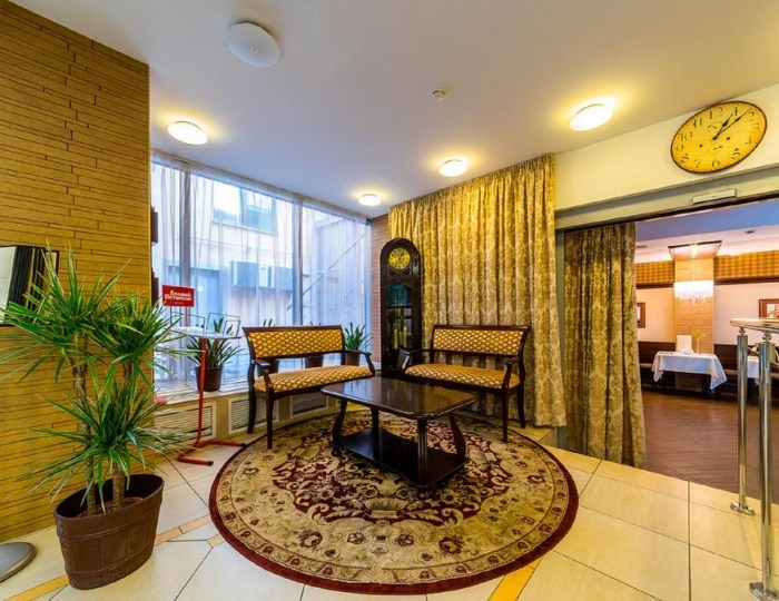 Отель Cronwell Inn / Кронвелл Инн Стремянная