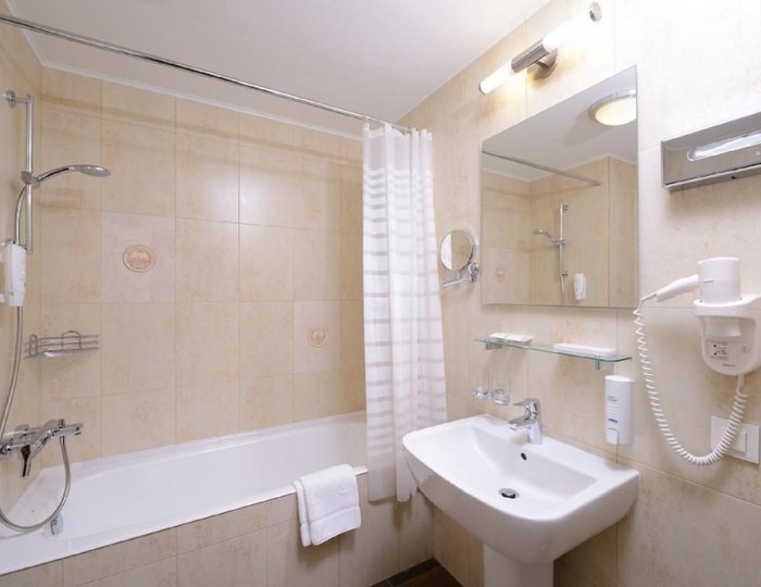 Джуниор сюит Нео - Отель Cronwell Inn / Кронвелл Инн Стремянная