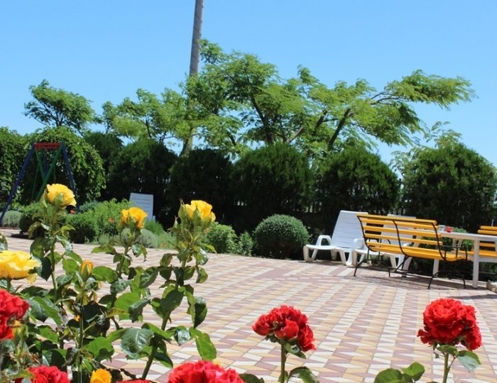 Отель «Экватор» Береговое